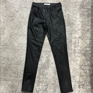 KanCan Black Leather-Style Jeans size 5/26